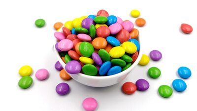How a candy manufacturer solved a cracking issue with CAPOL®