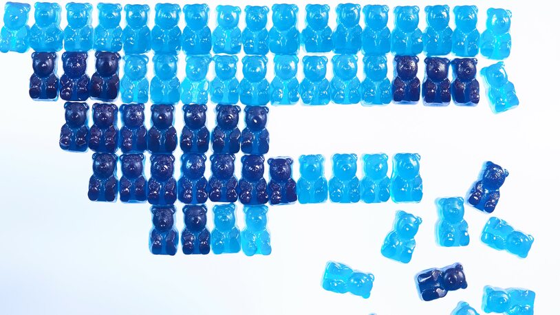 Naturally blue colored gummies